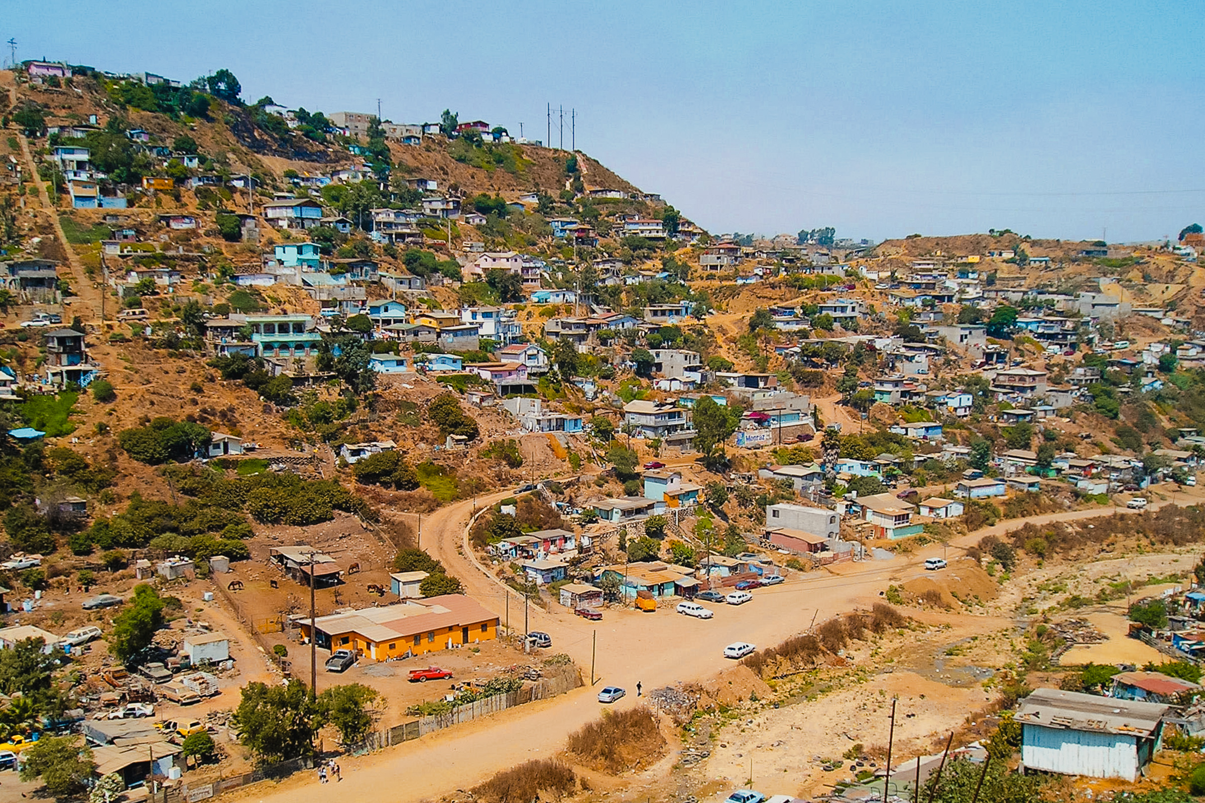 3 of 6, Informal settlement in Laureles Canyon